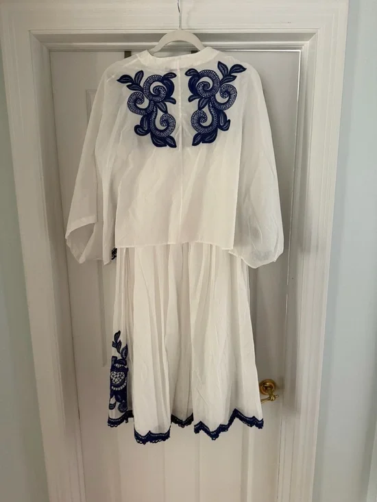 Zara Two Piece Set - White / Navy Floral Embroidery - Picture 3 of 7